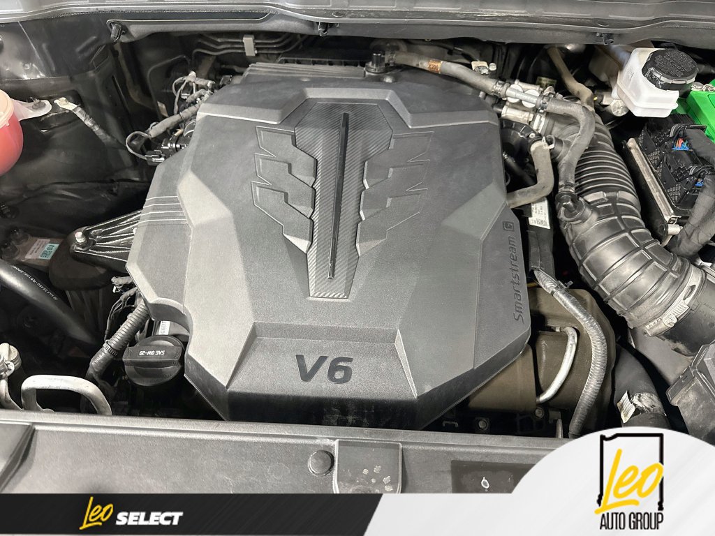 Used 2022 Kia Carnival EX FWD image 33