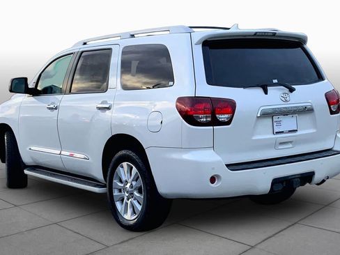 Used 2018 Toyota Sequoia Platinum RWD image 10