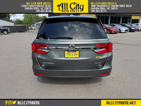 Used 2018 Honda Odyssey Elite image 6