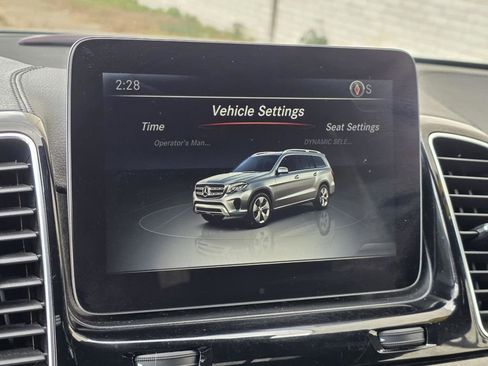 Used 2017 Mercedes-Benz GLS 550 4MATIC image 27