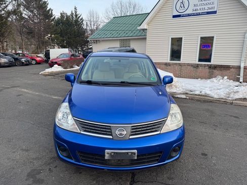 Used 2009 Nissan Versa 1.8 S w/ PWR Pkg image 2