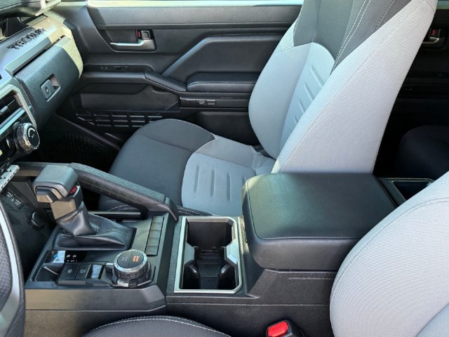 Used 2025 Toyota Tacoma TRD Sport AWD/4WD image 12