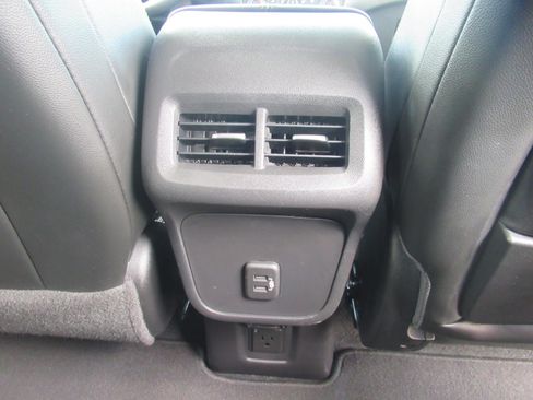 Used 2020 GMC Terrain SLT w/ Preferred Package FWD image 33