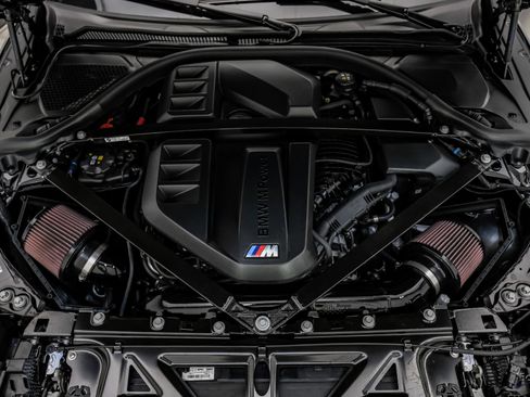 Used 2025 BMW M2 w/ Carbon Package RWD image 3