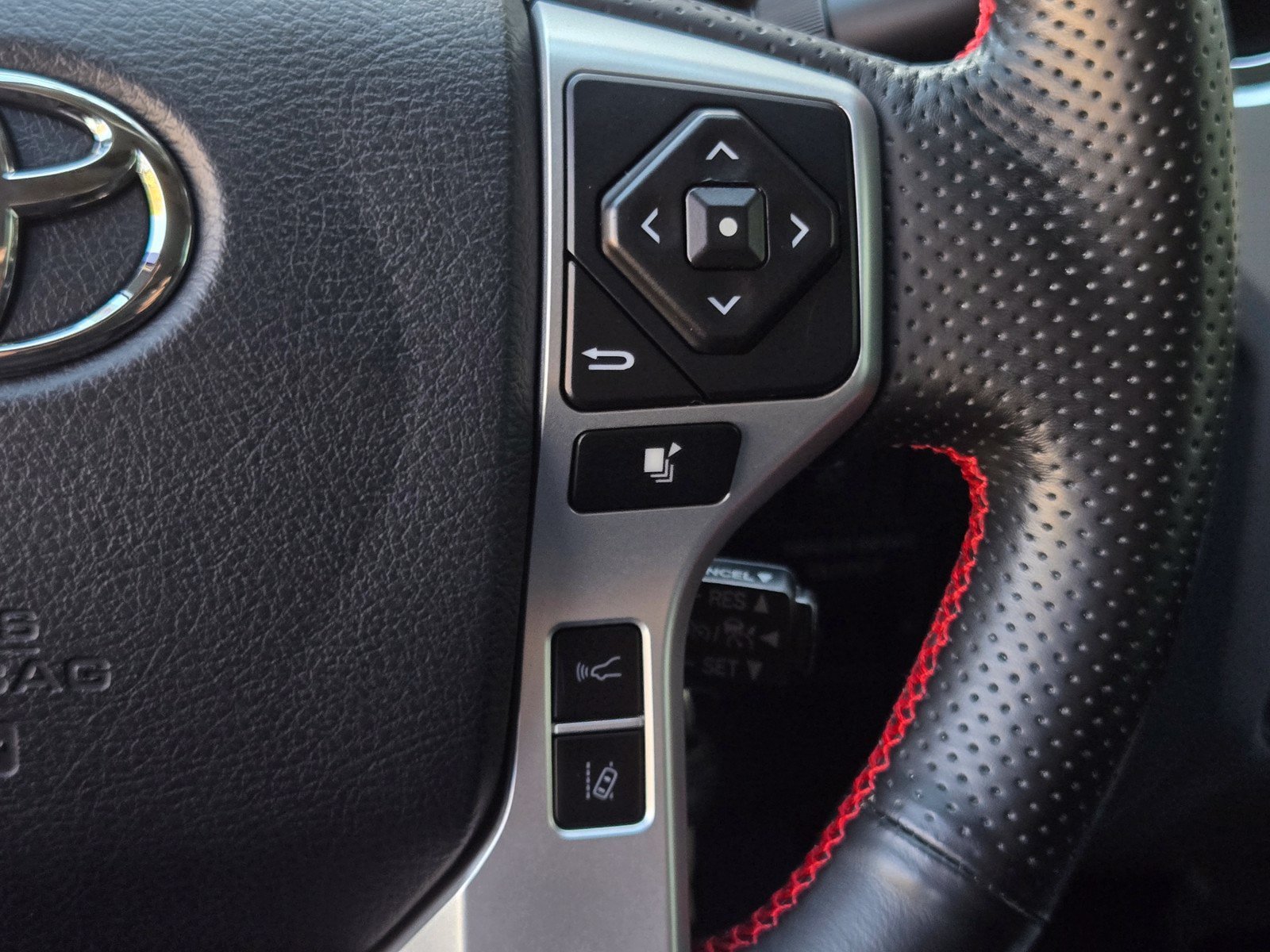 Certified 2019 Toyota Tundra TRD Pro AWD/4WD image 23