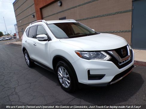 Used 2020 Nissan Rogue SV AWD/4WD image 1