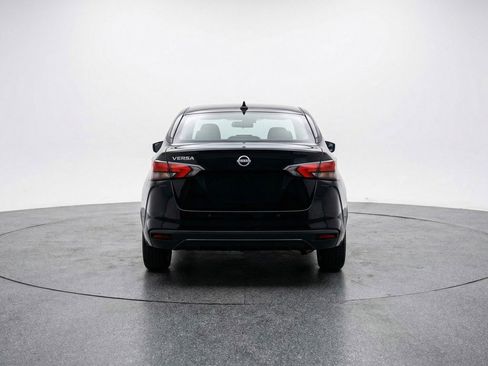 Used 2025 Nissan Versa SV image 7