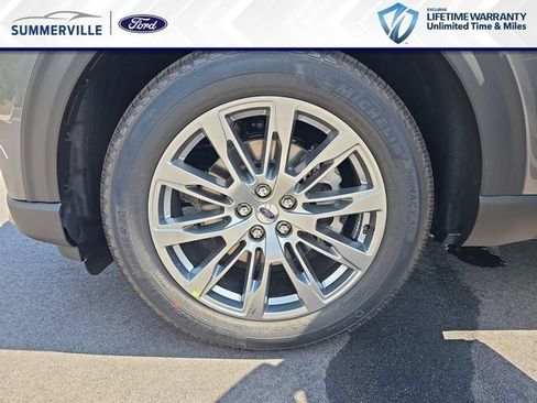 New 2026 Ford Explorer Platinum RWD image 36