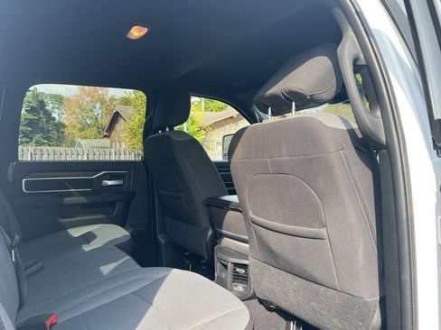 Used 2024 RAM 3500 Big Horn image 14