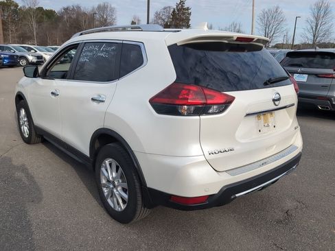 Used 2020 Nissan Rogue SV image 5