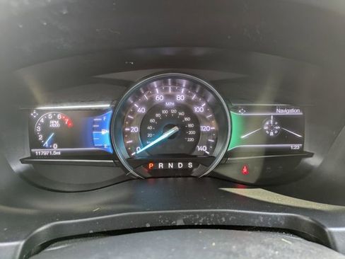 Used 2017 Ford Explorer XLT w/ Equipment Group 202A image 32