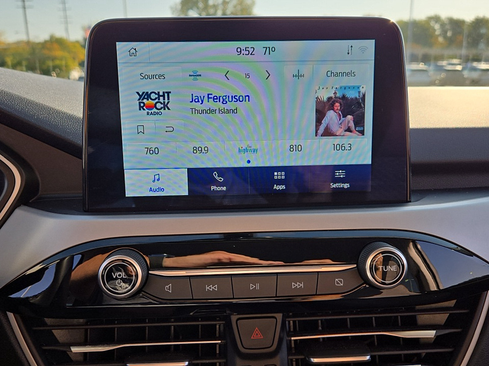 Used 2022 Ford Escape SE w/ Convenience Package AWD/4WD image 17