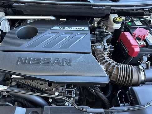 Used 2024 Nissan Rogue SV FWD image 55