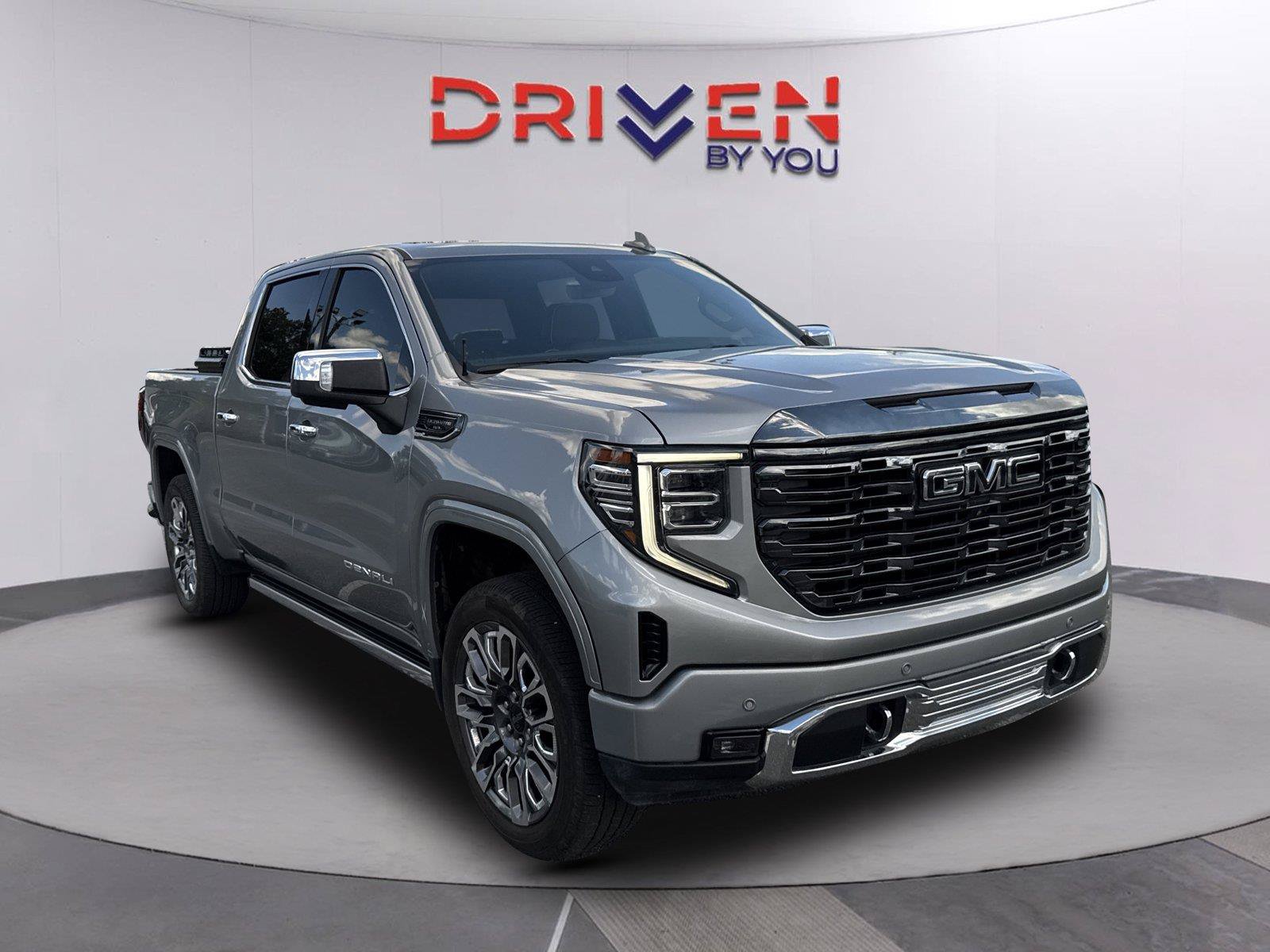 Used 2023 GMC Sierra 1500 Denali Ultimate AWD/4WD image 5