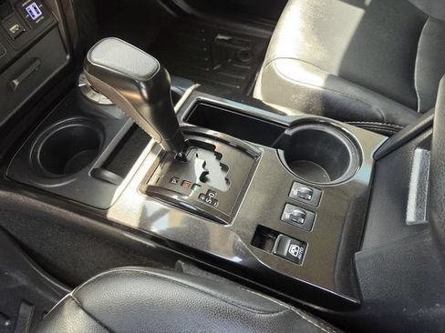 Used 2023 Toyota 4Runner 40th Anniversary SE AWD/4WD image 13