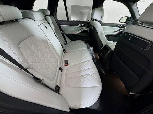New 2026 BMW X5 xDrive40i w/ M Sport Package image 27