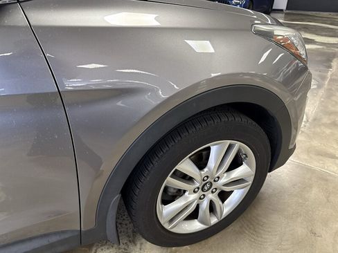 Used 2016 Hyundai Santa Fe Sport 2.0T w/ Option Group 05 AWD/4WD image 9