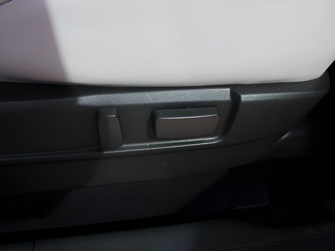 Used 2022 Mitsubishi Outlander SEL AWD/4WD image 22