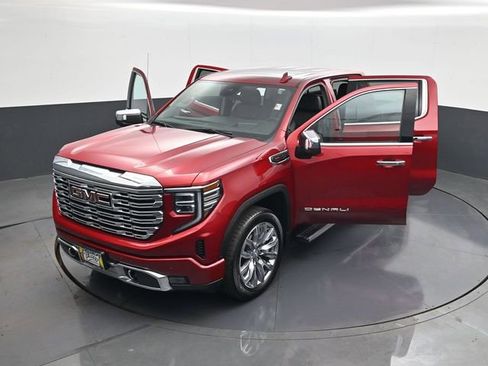 Used 2023 GMC Sierra 1500 Denali w/ Denali Reserve Package image 30