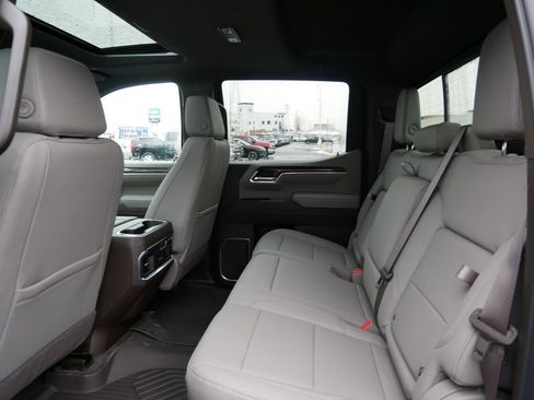 New 2026 Chevrolet Silverado 1500 LTZ w/ LTZ Premium Package image 15