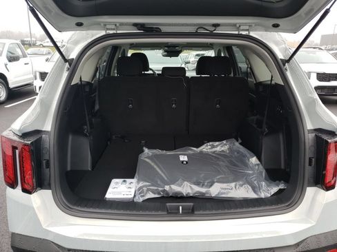 New 2026 Kia Sorento LX FWD image 7