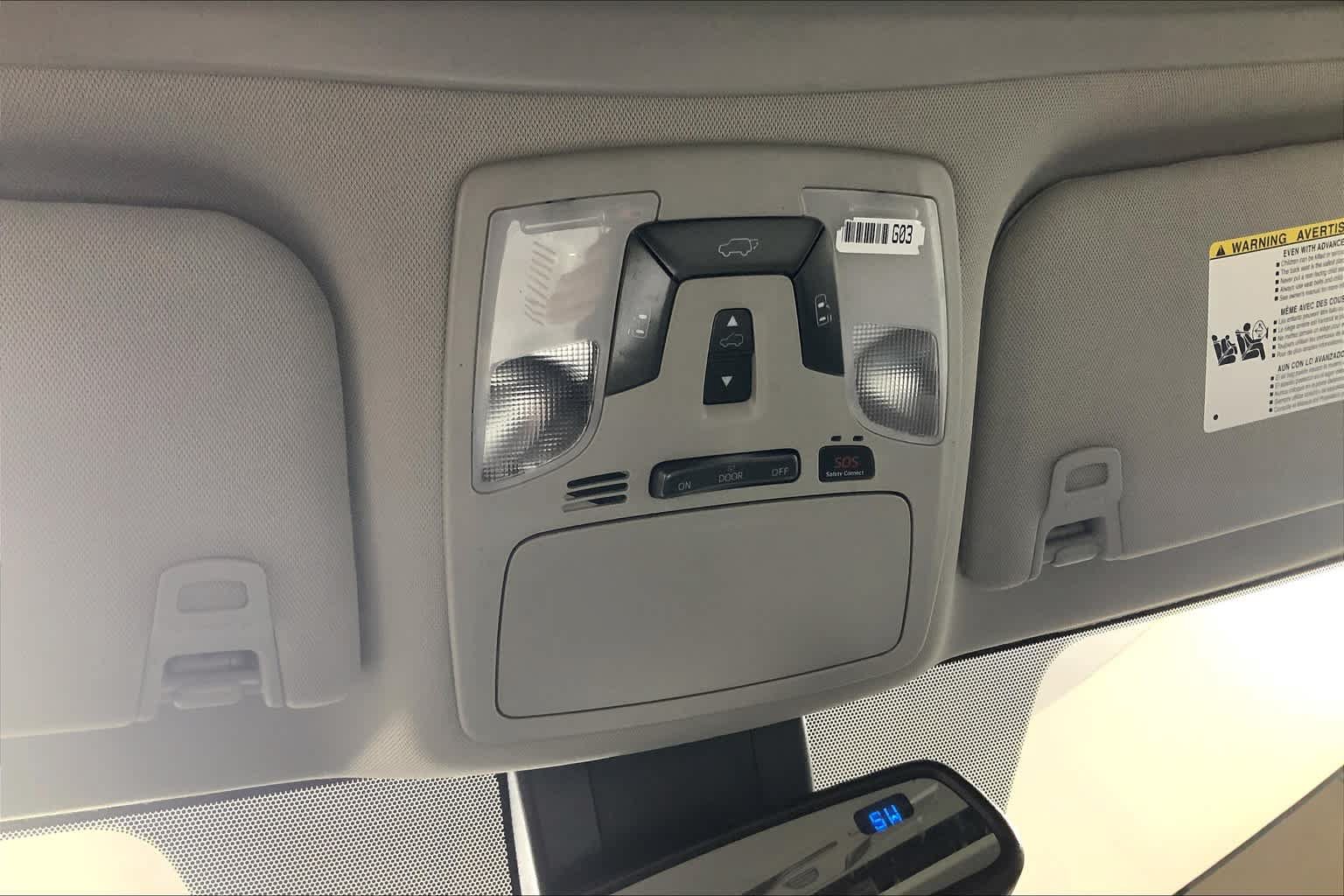 Used 2018 Toyota Sienna XLE Premium w/ Outdoor Package AWD/4WD image 36