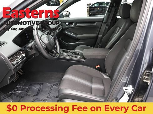 Used 2025 Honda Civic Sport image 14