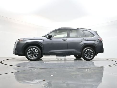 Used 2025 Subaru Forester Premium w/ Convenience Package #1 AWD/4WD image 31