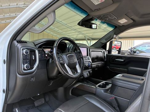 Used 2022 GMC Sierra 2500 Denali AWD/4WD image 13