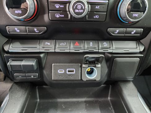 Used 2023 Chevrolet Silverado 2500 LT w/ Z71 Sport Edition image 53