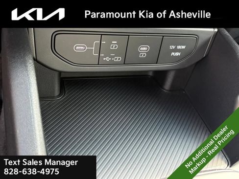 New 2026 Kia K4 FWD image 24