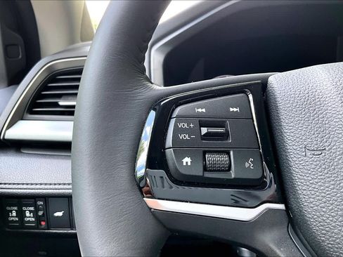 Certified 2026 Honda Odyssey EX-L image 32