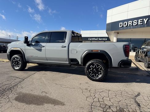 Used 2024 GMC Sierra 2500 AT4X image 7