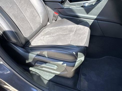 Used 2025 Jeep Grand Cherokee L Altitude image 15