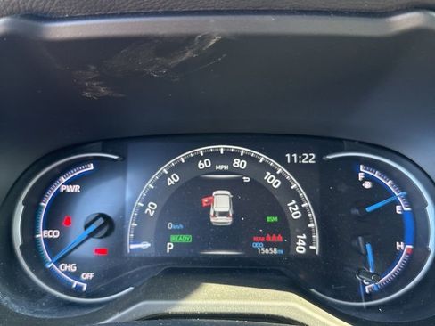 Used 2023 Toyota RAV4 LE image 9