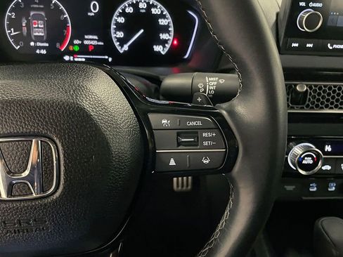 Used 2025 Honda Civic Sport image 33