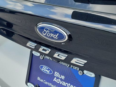 Certified 2023 Ford Edge SEL w/ Sport Appearance Package AWD/4WD image 9