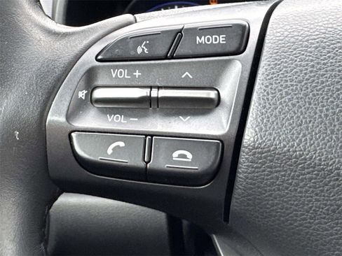 Used 2021 Hyundai Kona SEL image 17