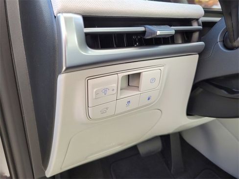 New 2026 Hyundai Tucson Limited image 14