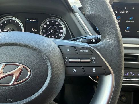 Used 2023 Hyundai Sonata SEL w/ Cargo Package image 18