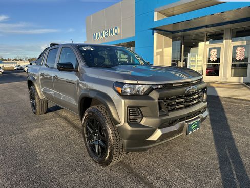 Certified 2025 Chevrolet Colorado Trail Boss w/ Midnight Edition image 2