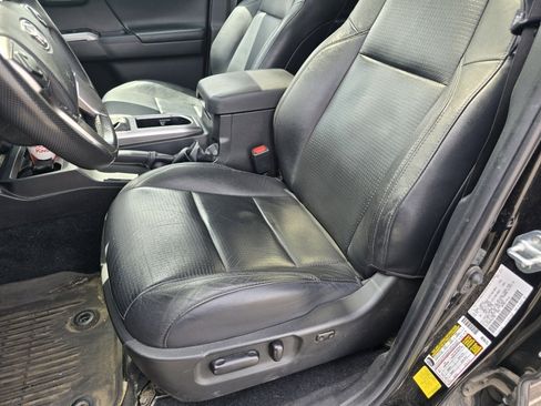 Certified 2023 Toyota Tacoma Limited w/ Nightshade Package AWD/4WD image 18
