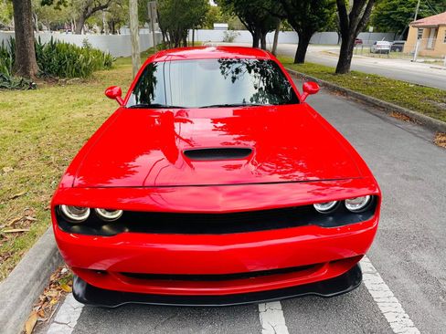 Used 2022 Dodge Challenger R/T w/ Blacktop Package image 15