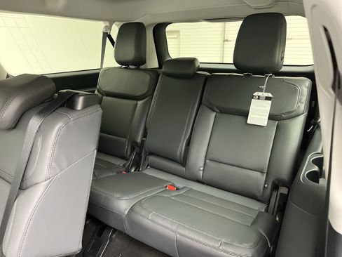 New 2026 Ford Expedition Max Active image 13