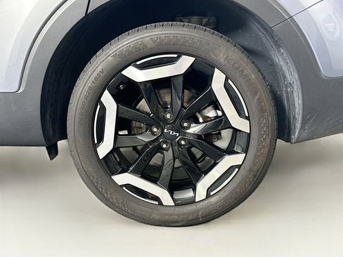 Used 2025 Kia Telluride S FWD image 11