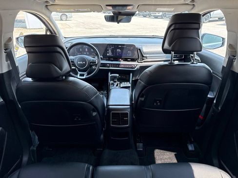 Used 2024 Kia Sportage EX FWD image 18