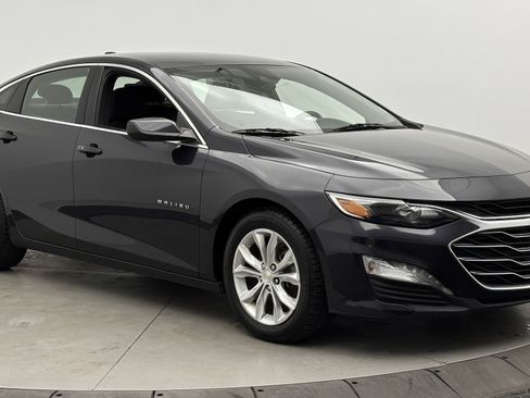 Used 2023 Chevrolet Malibu LT FWD image 3