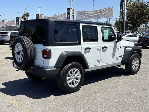 Used 2023 Jeep Wrangler Unlimited Sport AWD/4WD image 3