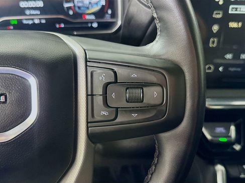 Used 2024 GMC Sierra 3500 Denali image 22