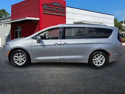 Used 2020 Chrysler Pacifica Touring-L